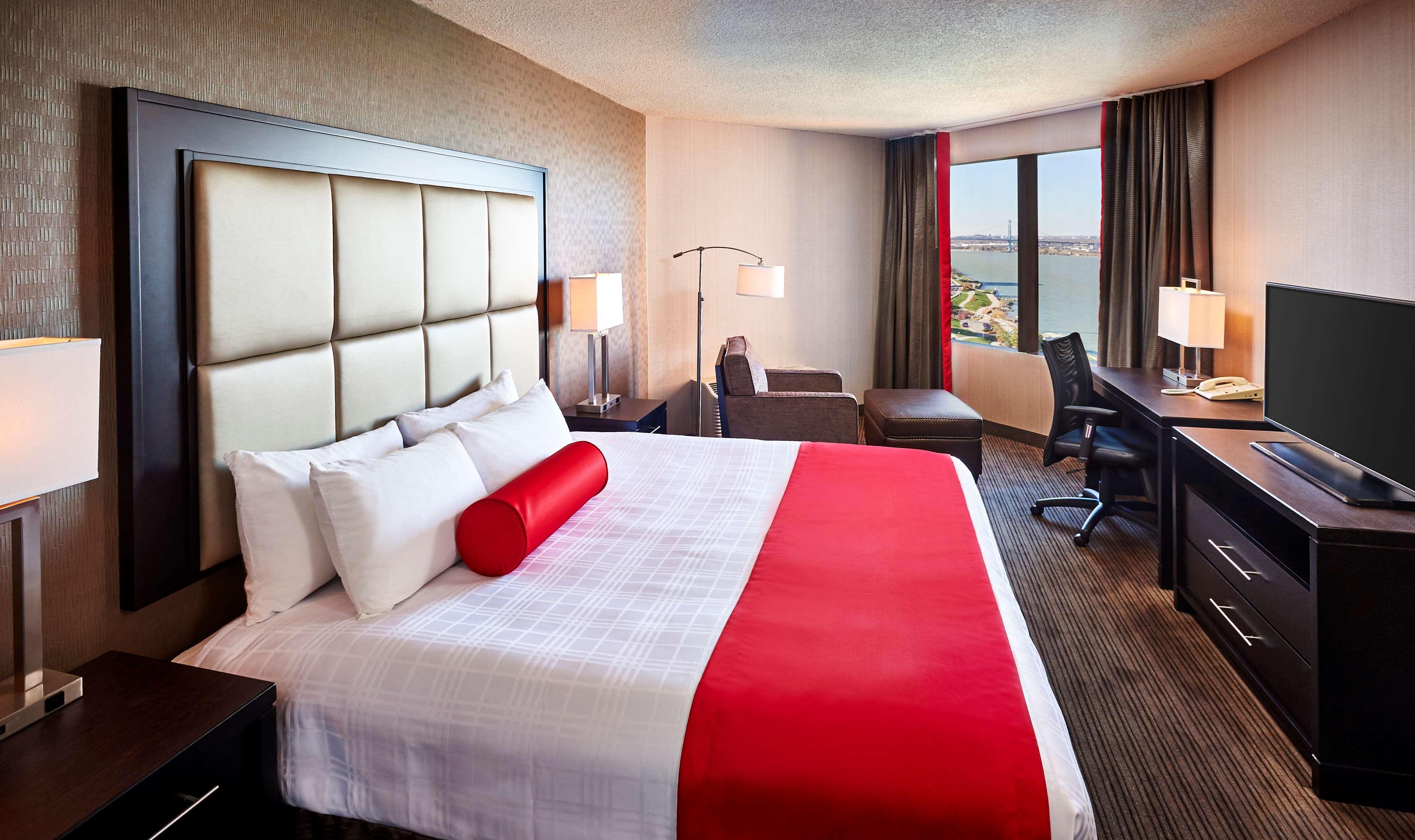 Best Western Plus Waterfront Hotel Windsor Eksteriør billede