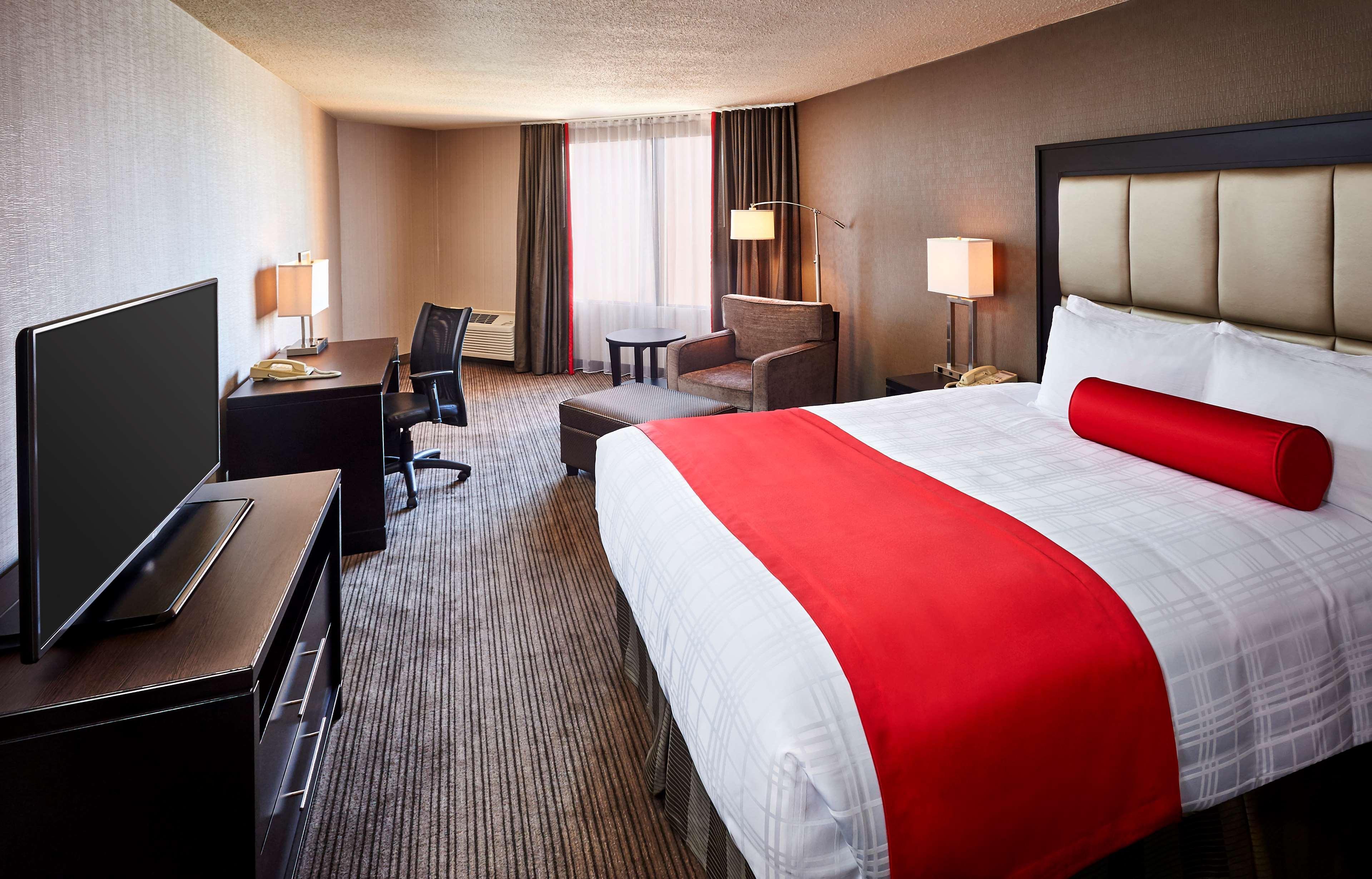 Best Western Plus Waterfront Hotel Windsor Eksteriør billede