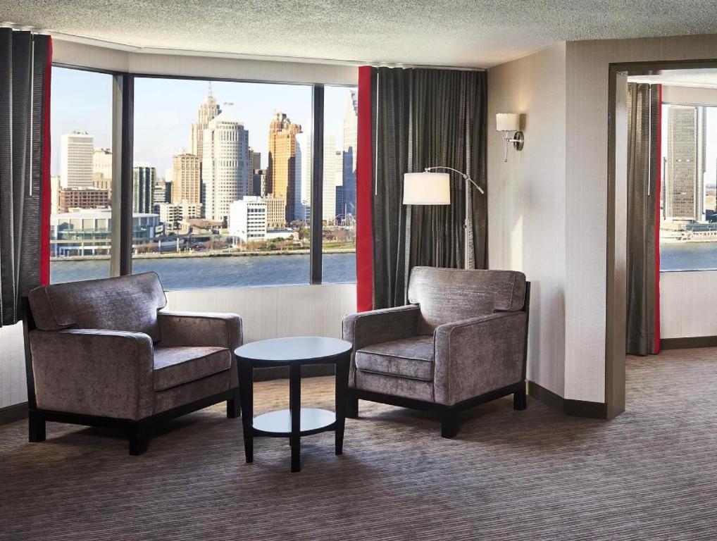 Best Western Plus Waterfront Hotel Windsor Eksteriør billede