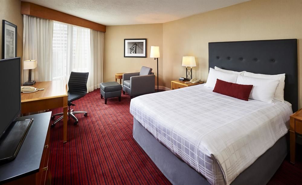 Best Western Plus Waterfront Hotel Windsor Eksteriør billede